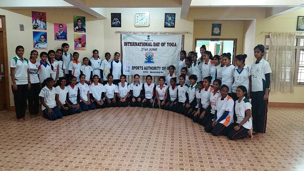 ವಿದ್ಯಾರ್ಥಿಗಳಿಂದ ಅಂತಾರಾಷ್ಟೀಯ ಯೋಗ ದಿನಾಚರಣೆ